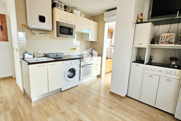 Segunda mano - Apartamento / piso -
Torrevieja - Nueva Torrevieja