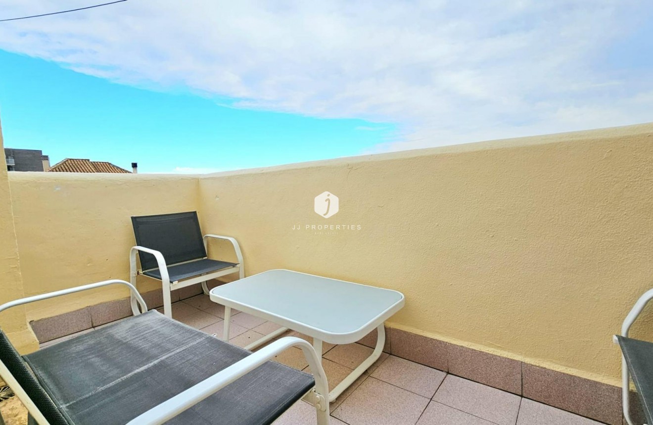 Segunda mano - Apartamento / piso -
Torrevieja - Nueva Torrevieja