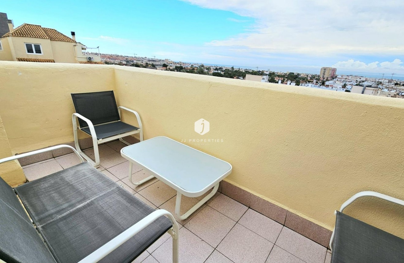 Segunda mano - Apartamento / piso -
Torrevieja - Nueva Torrevieja