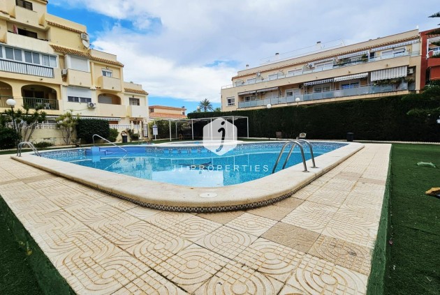Segunda mano - Apartamento / piso -
Torrevieja - Nueva Torrevieja