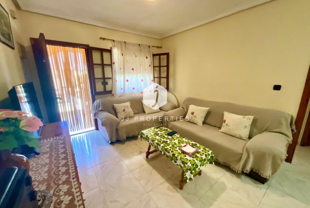 Resale - Bungalow -
Torrevieja - Torreblanca