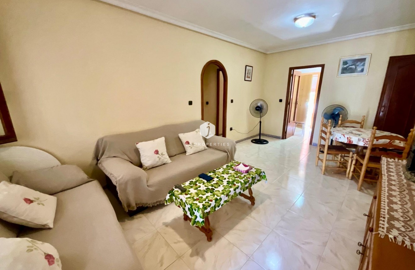 Resale - Bungalow -
Torrevieja - Torreblanca