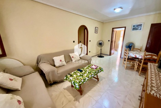 Resale - Bungalow -
Torrevieja - Torreblanca