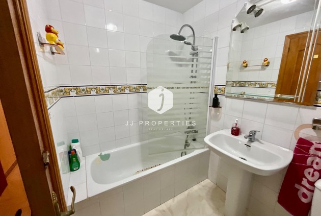 Resale - Bungalow -
Torrevieja - Torreblanca