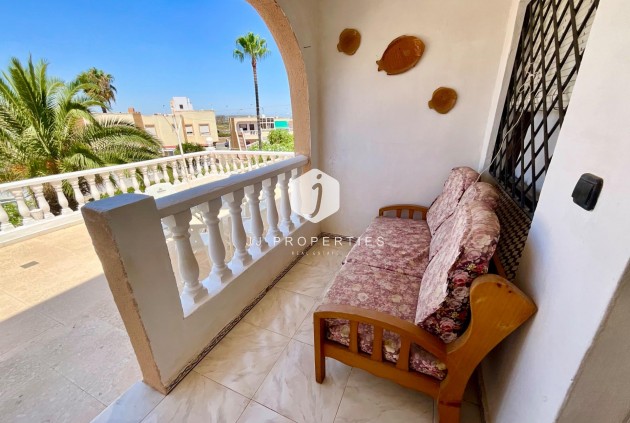Resale - Bungalow -
Torrevieja - Torreblanca