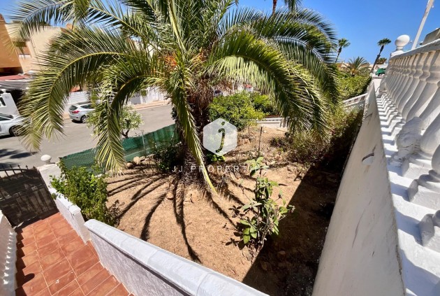 Resale - Bungalow -
Torrevieja - Torreblanca