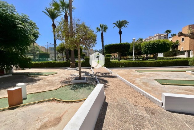 Resale - Bungalow -
Torrevieja - Torreblanca