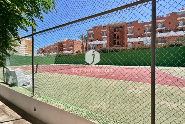Resale - Bungalow -
Torrevieja - Torreblanca