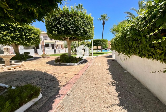 Resale - Bungalow -
Torrevieja - Torreblanca