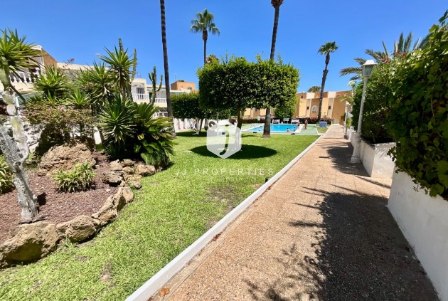 Resale - Bungalow -
Torrevieja - Torreblanca