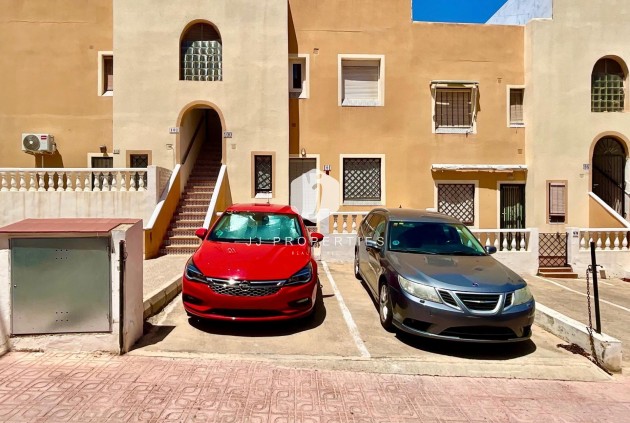 Resale - Bungalow -
Torrevieja - Torreblanca