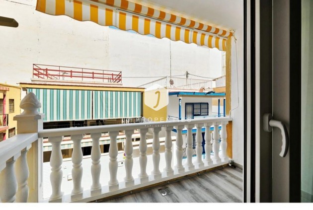 D'occasion - Appartement -
Torrevieja - Centro