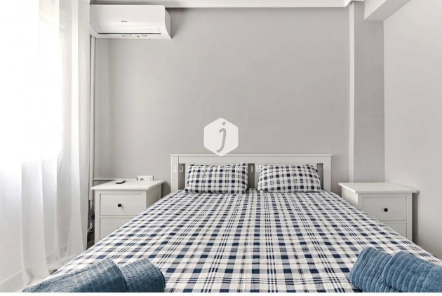 D'occasion - Appartement -
Torrevieja - Centro