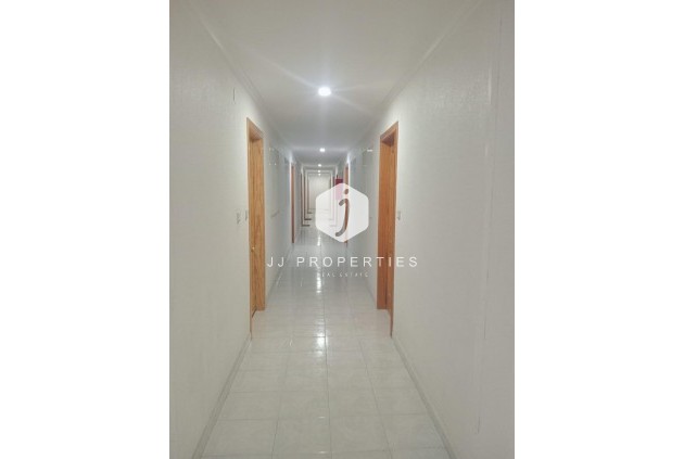 Resale - Apartment / flat -
Torrevieja - Acequion