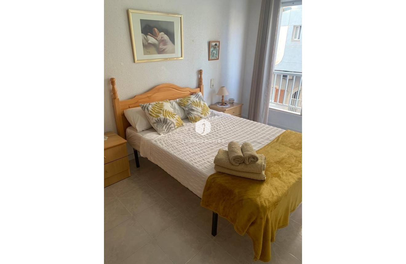 Resale - Apartment / flat -
Torrevieja - Acequion