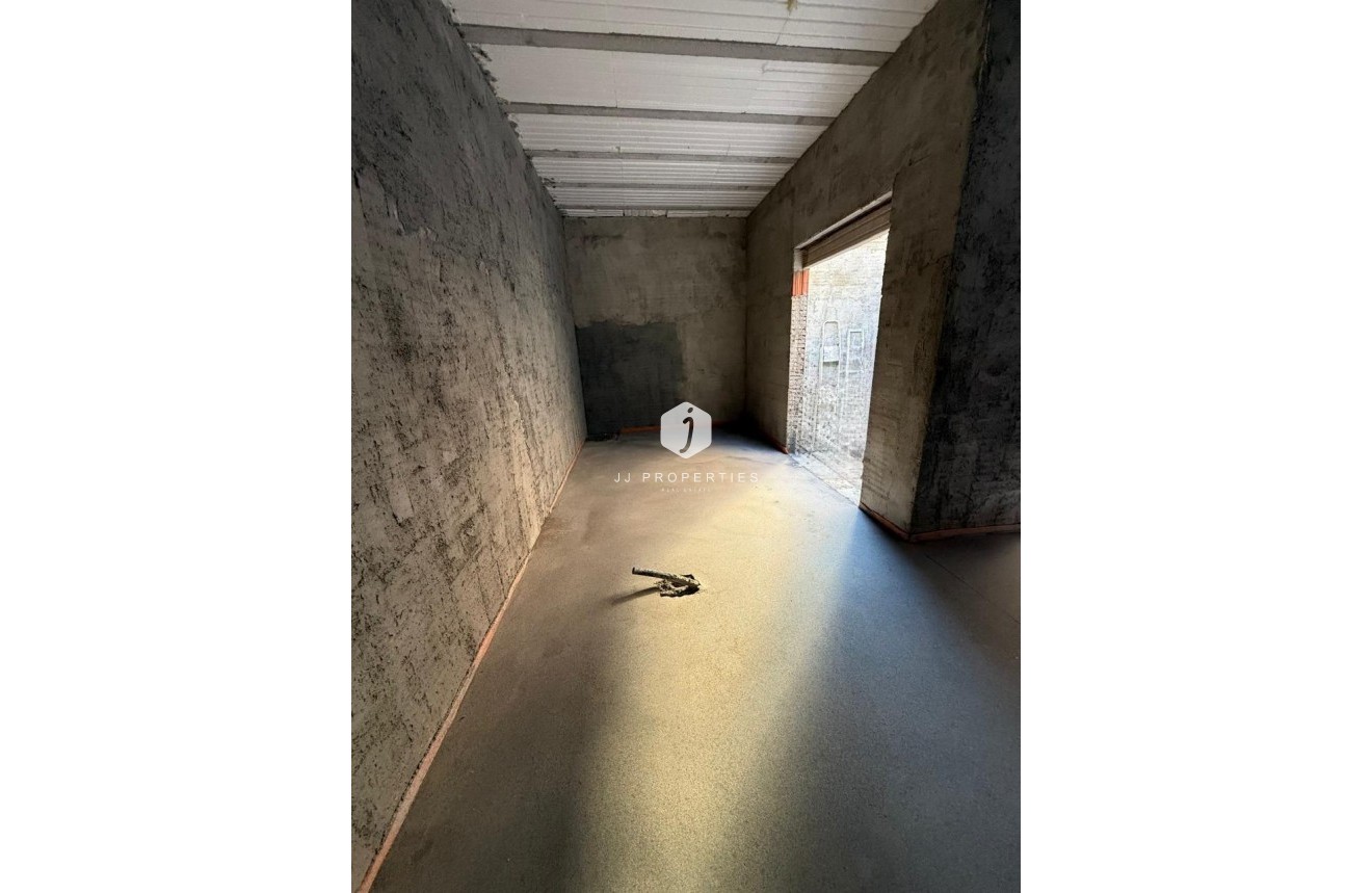 Segunda mano - Apartamento / piso -
Torrevieja