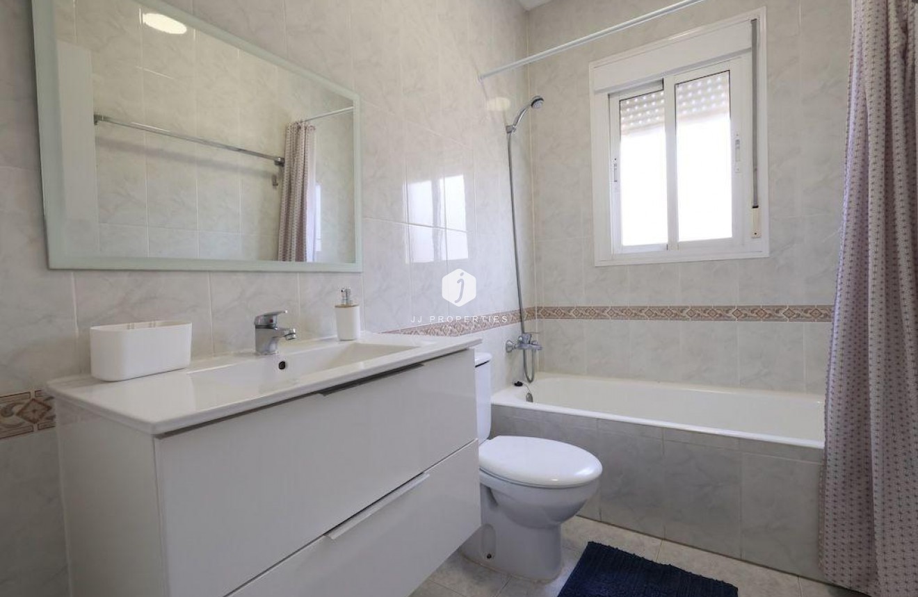 Resale - Duplex -
Rojales - Inland