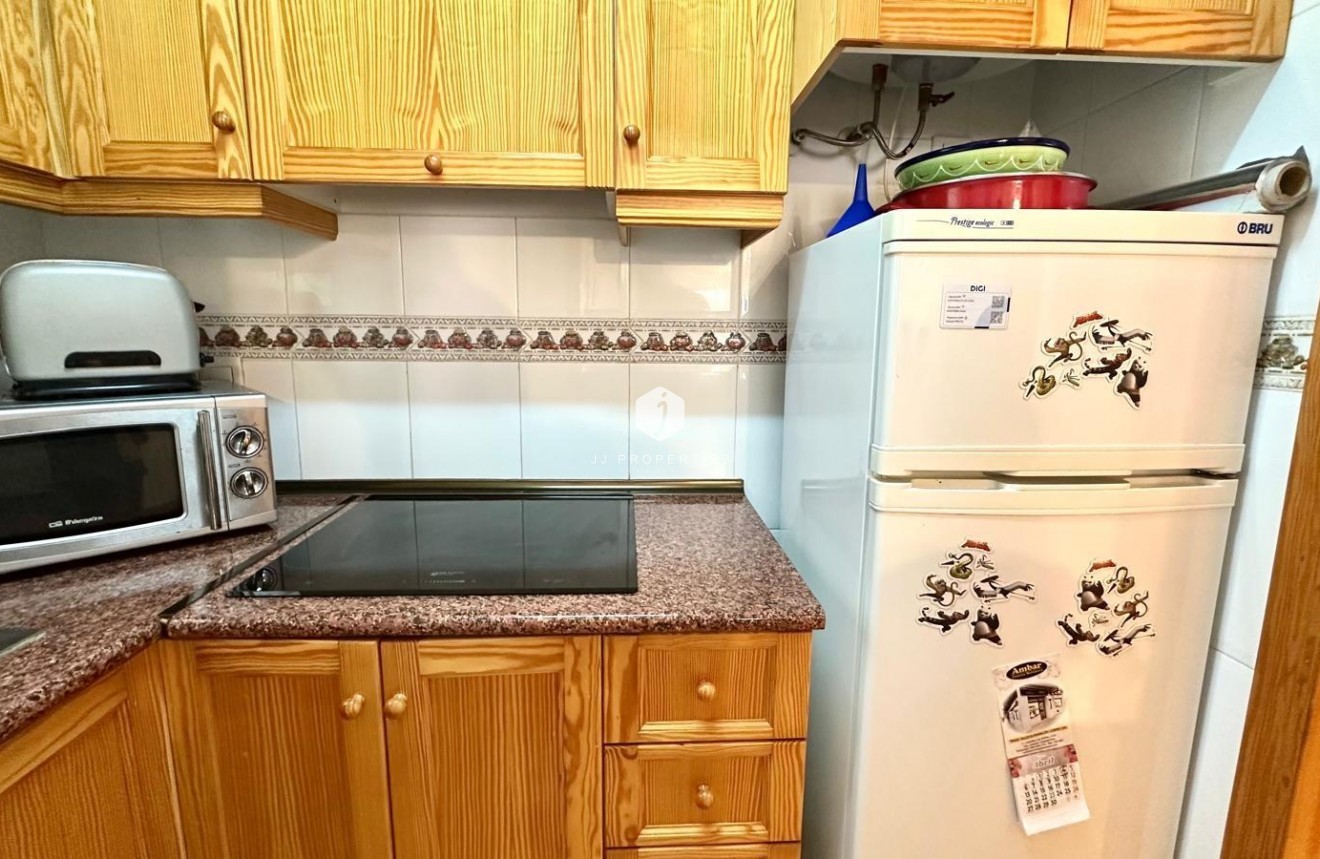 Tweedehands - Appartement / flat -
Torrevieja - Centro