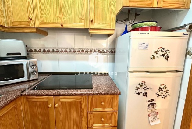 Tweedehands - Appartement / flat -
Torrevieja - Centro