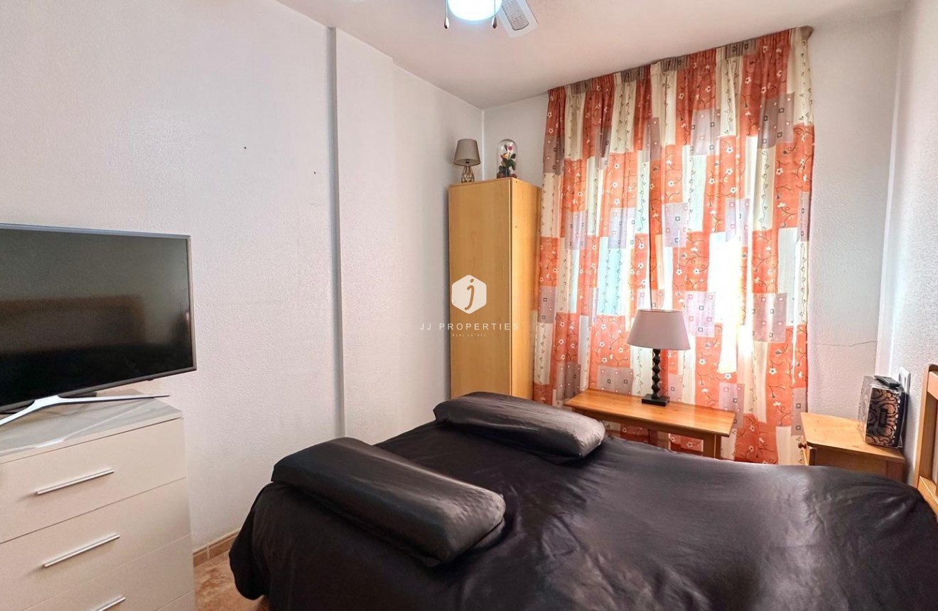 Tweedehands - Appartement / flat -
Torrevieja - Centro