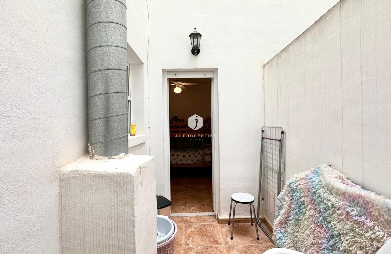 Tweedehands - Appartement / flat -
Torrevieja - Centro