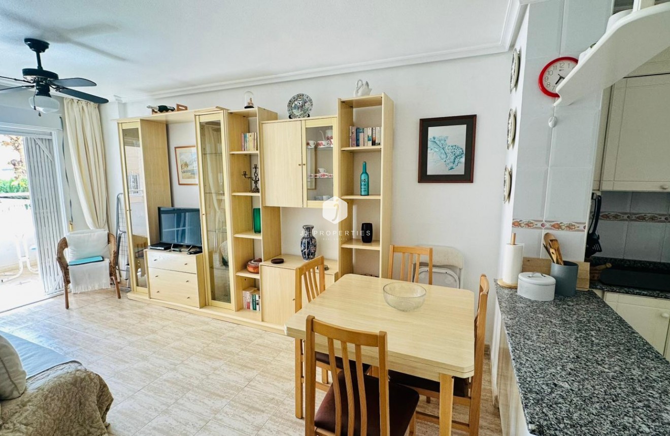 D'occasion - Appartement -
Torrevieja - Costa Blanca