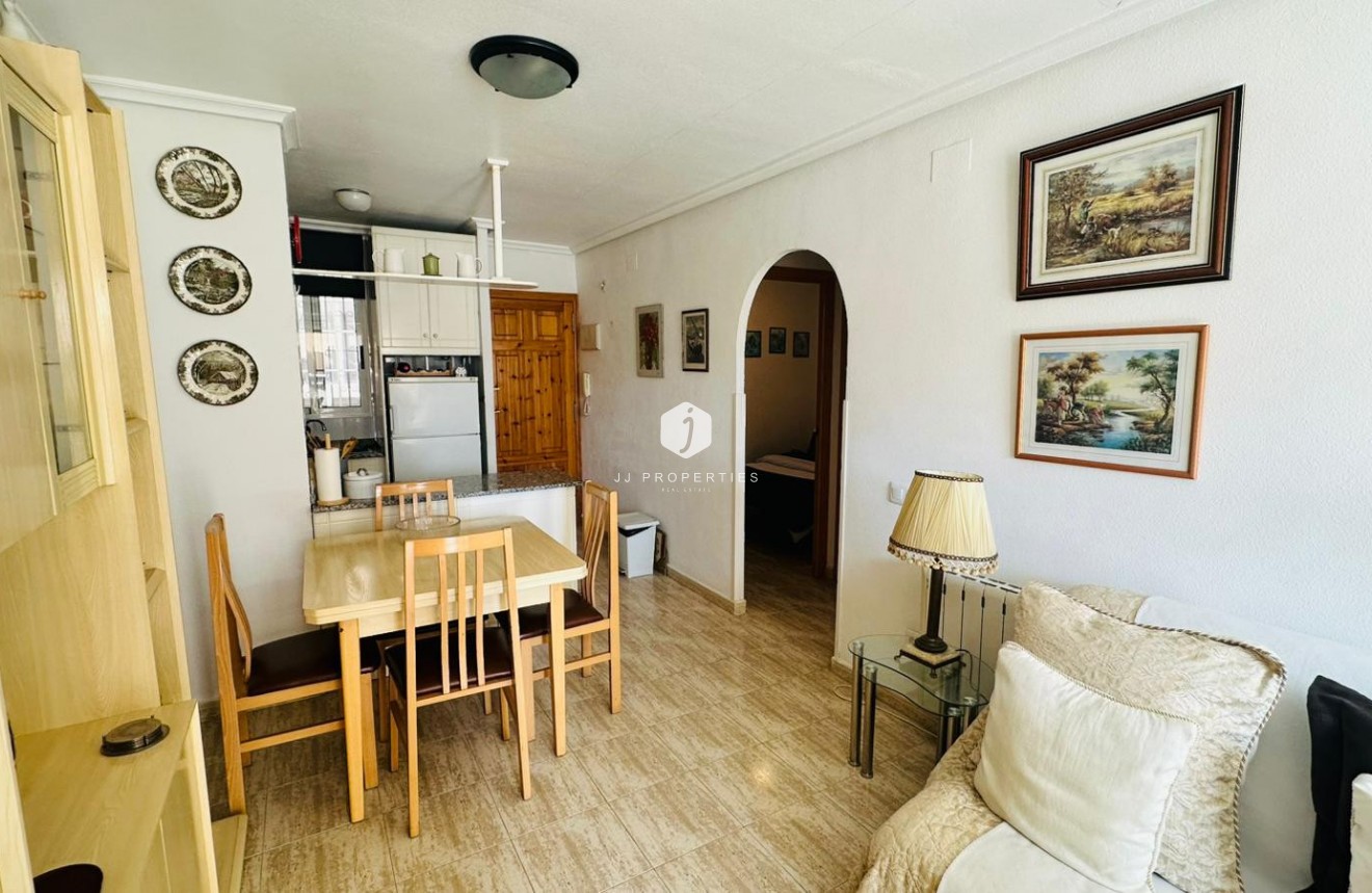 D'occasion - Appartement -
Torrevieja - Costa Blanca