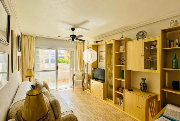 D'occasion - Appartement -
Torrevieja - Costa Blanca