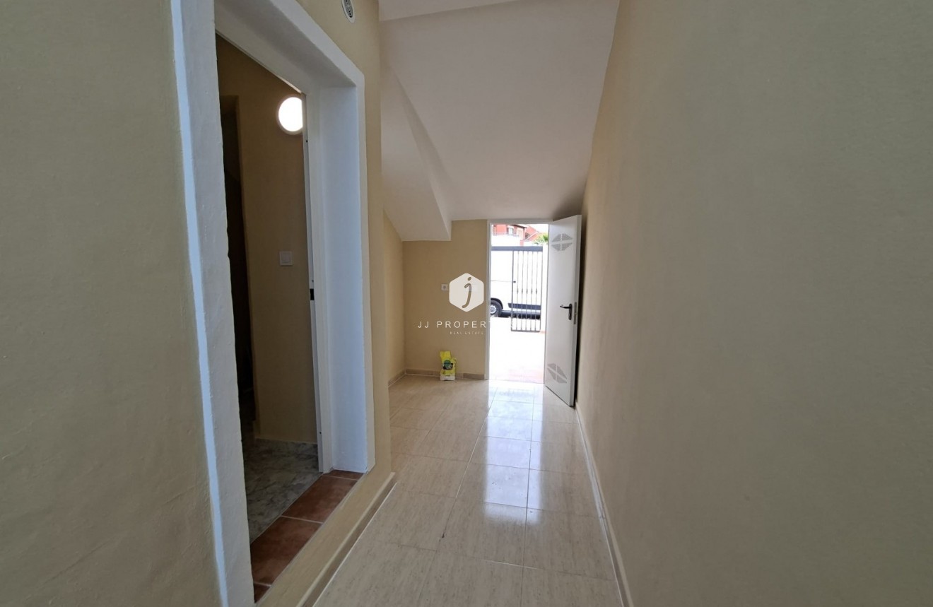 Aus zweiter Hand - Wohnung -
Orihuela Costa - Costa Blanca