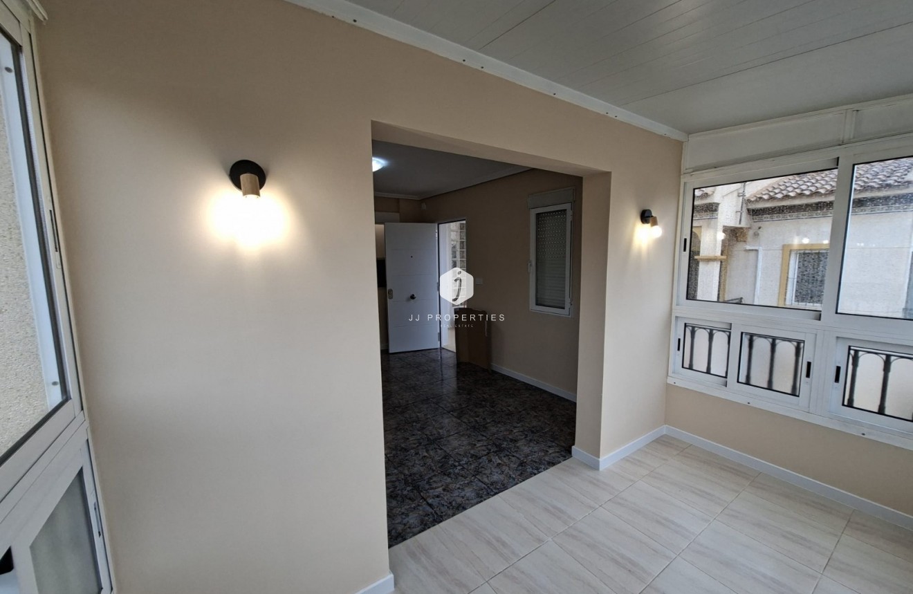 Aus zweiter Hand - Wohnung -
Orihuela Costa - Costa Blanca