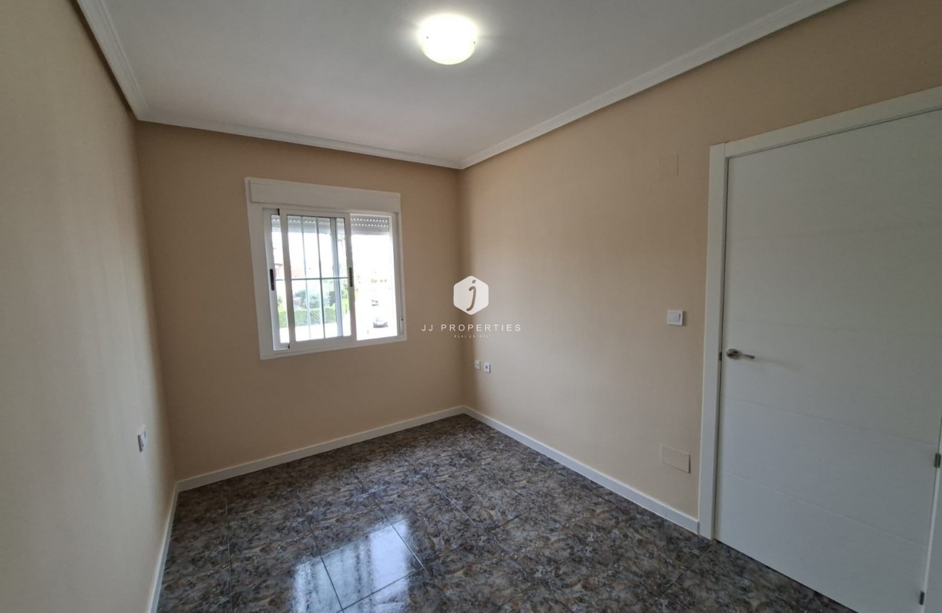 Aus zweiter Hand - Wohnung -
Orihuela Costa - Costa Blanca