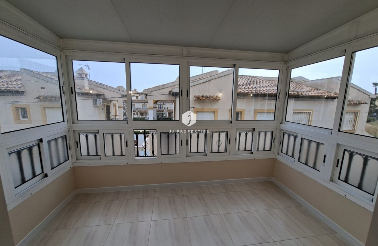 Aus zweiter Hand - Wohnung -
Orihuela Costa - Costa Blanca