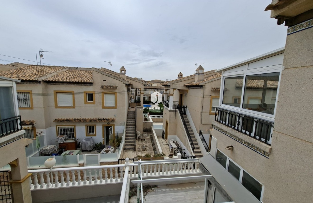 Aus zweiter Hand - Wohnung -
Orihuela Costa - Costa Blanca