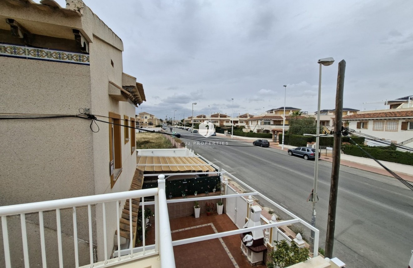 Aus zweiter Hand - Wohnung -
Orihuela Costa - Costa Blanca