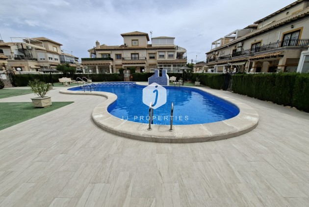 Aus zweiter Hand - Wohnung -
Orihuela Costa - Costa Blanca