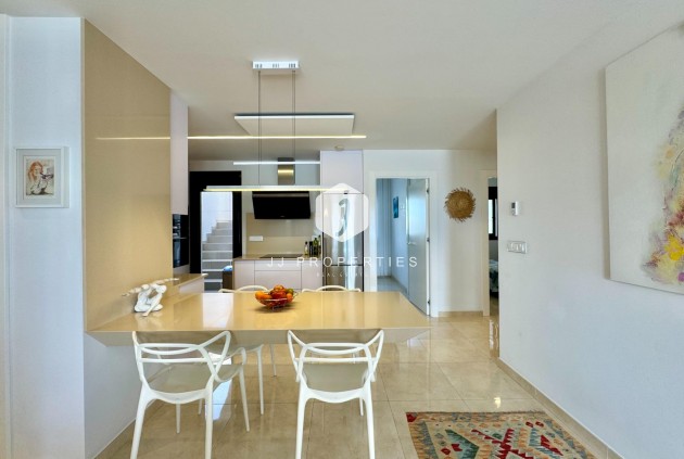 Resale - Villa -
San Miguel de Salinas - Bellavista