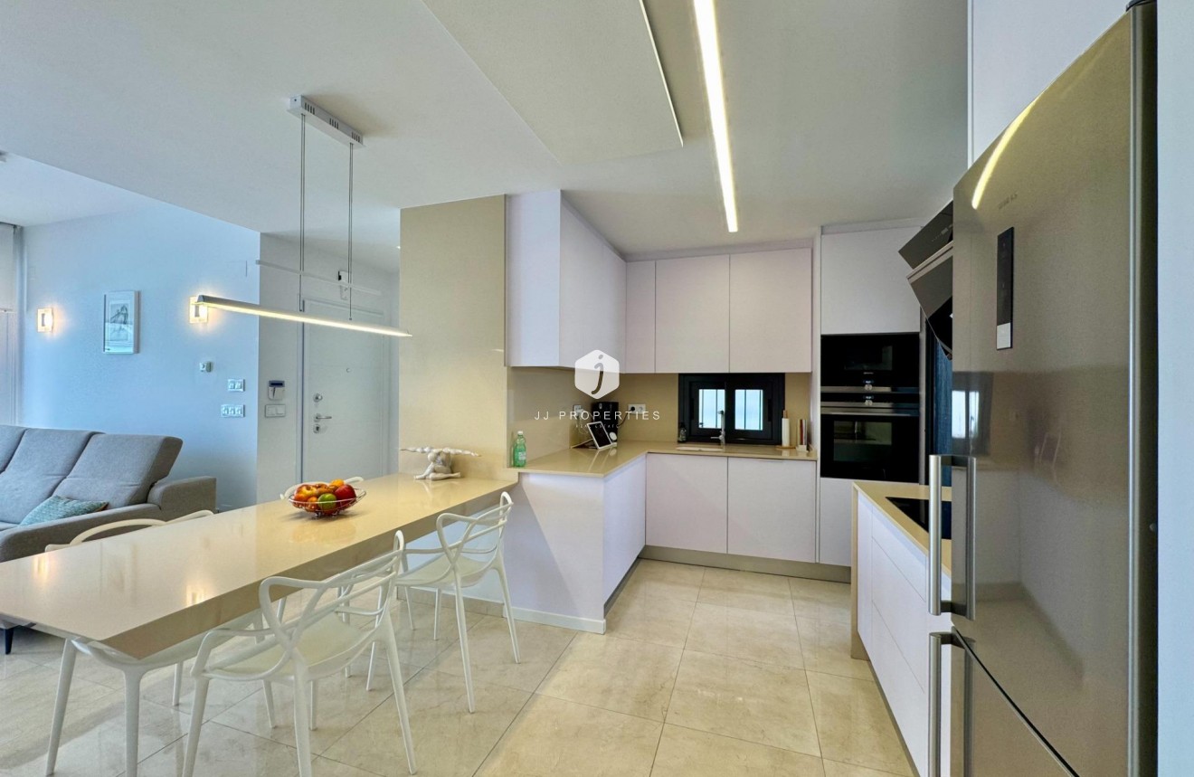 Resale - Villa -
San Miguel de Salinas - Bellavista