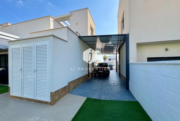 Resale - Villa -
San Miguel de Salinas - Bellavista