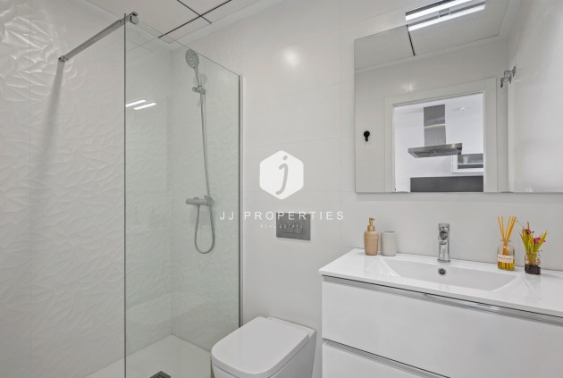Resale - Villa -
Torrevieja - Costa Blanca