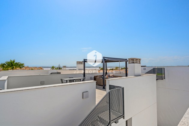 Resale - Villa -
Torrevieja - Costa Blanca