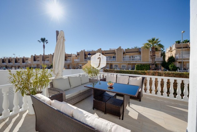 Resale - Chalet -
Orihuela Costa - Las Filipinas