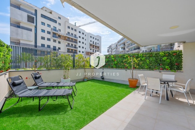 Resale - Apartment / flat -
Dehesa de Campoamor - Costa Blanca