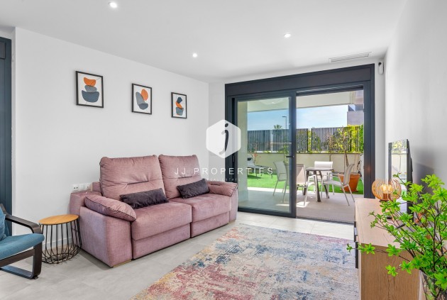 Resale - Apartment / flat -
Dehesa de Campoamor - Costa Blanca