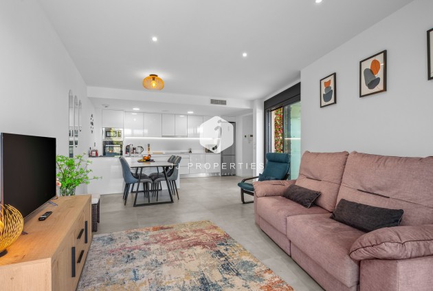 Resale - Apartment / flat -
Dehesa de Campoamor - Costa Blanca