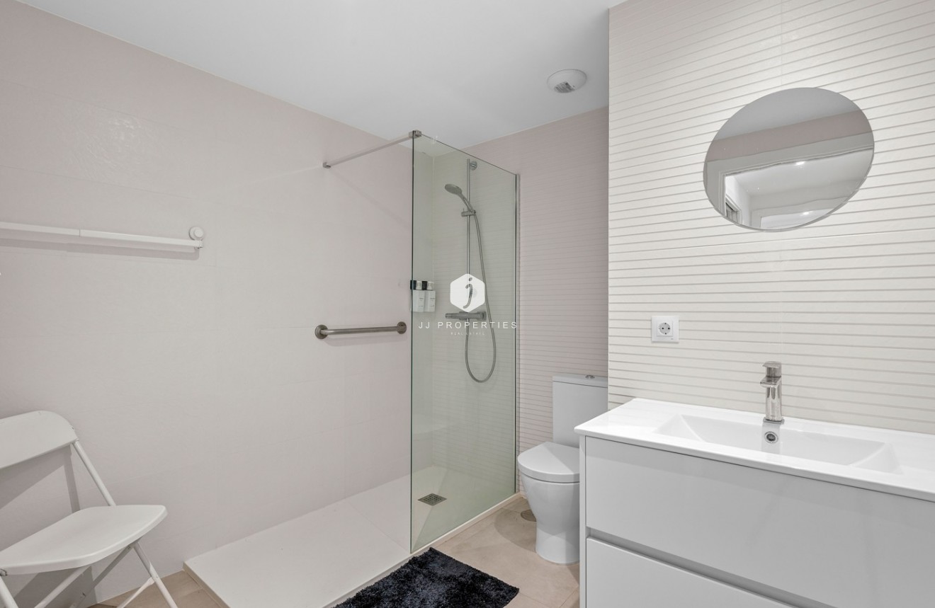 Resale - Apartment / flat -
Dehesa de Campoamor - Costa Blanca