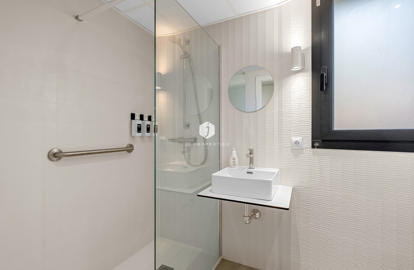 Resale - Apartment / flat -
Dehesa de Campoamor - Costa Blanca