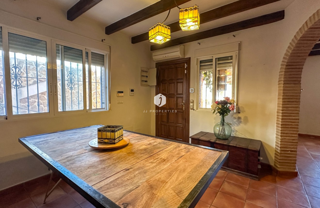 Resale - Chalet -
San Miguel de Salinas - Inland