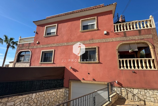 Resale - Chalet -
San Miguel de Salinas - Inland