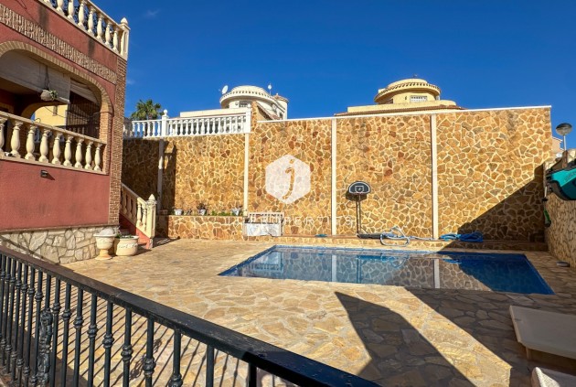 Resale - Chalet -
San Miguel de Salinas - Inland