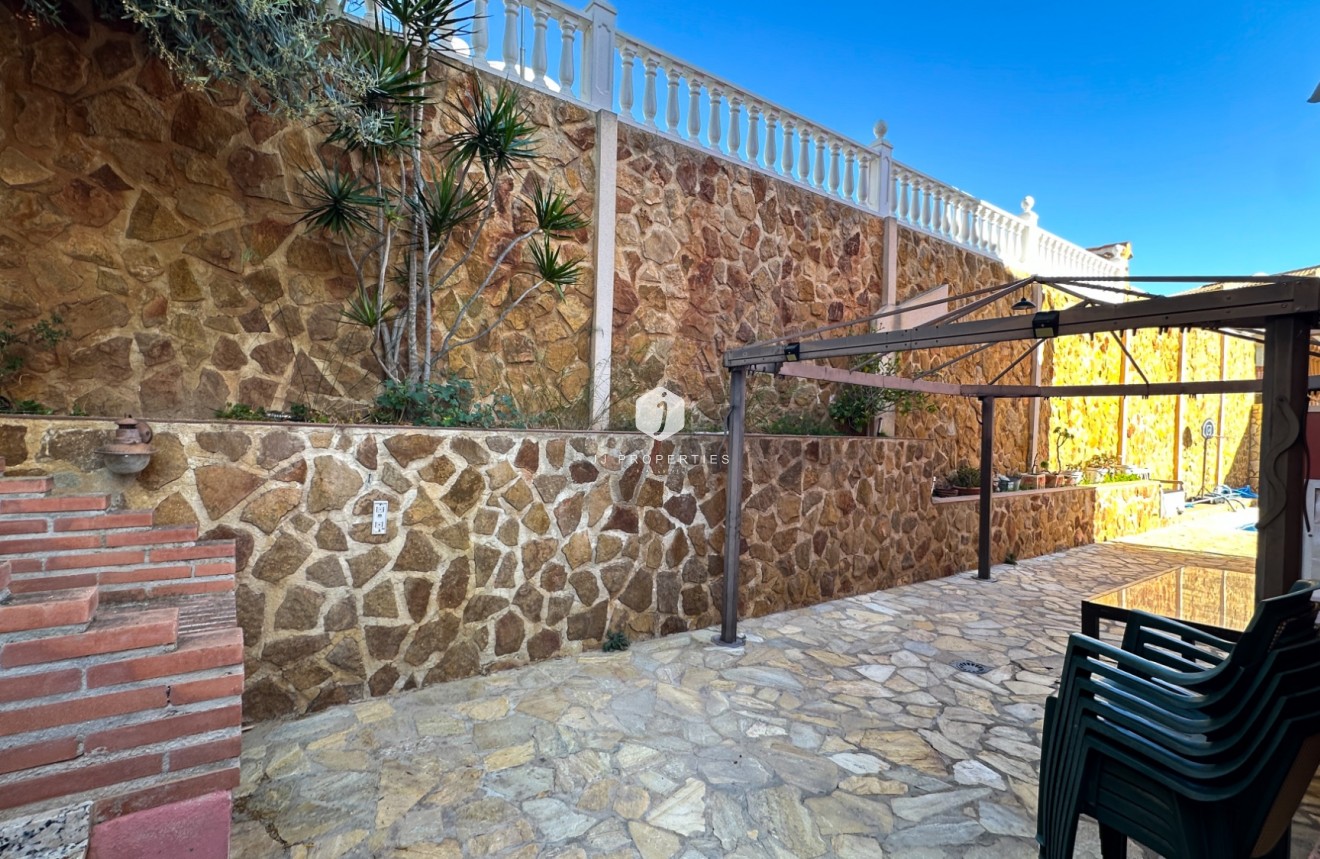 Resale - Chalet -
San Miguel de Salinas - Inland